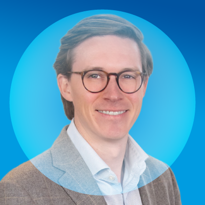 Headshot of Ryan Edge